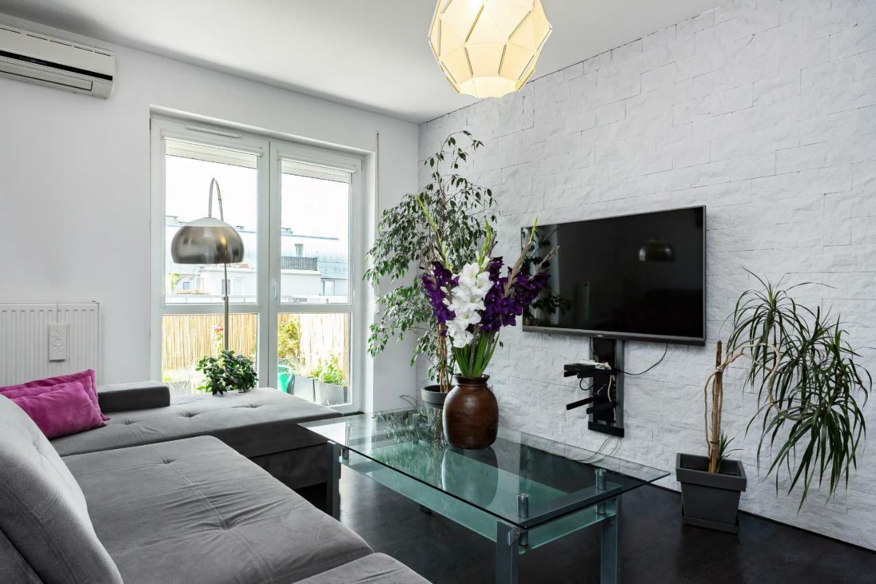 Apartments Wroclaw Manganowa By Noclegi Renters المظهر الخارجي الصورة